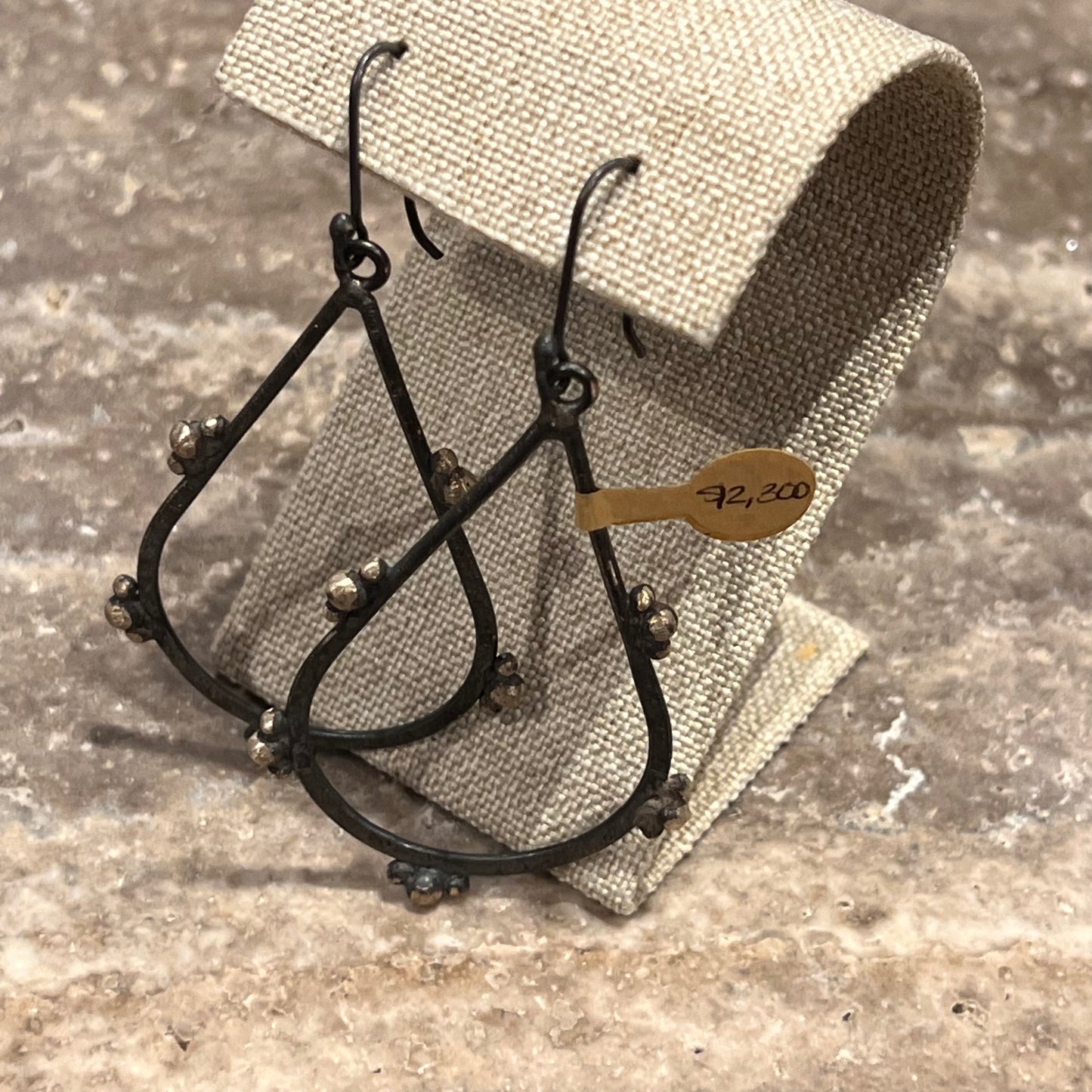 Aretes de plata cepillada